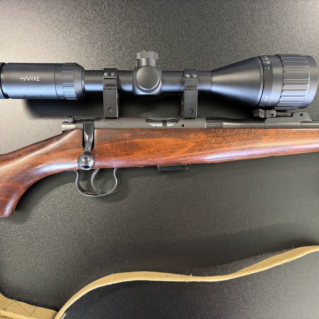 Rabljena MK puška ČZ Brno .22LR