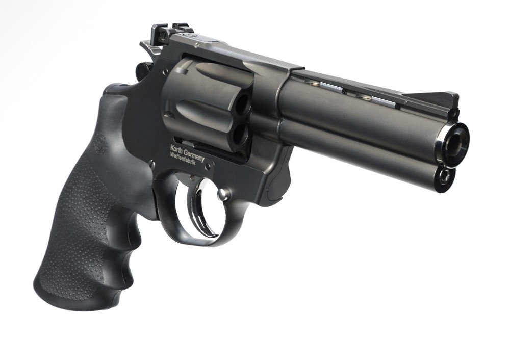 Korth Combat .357 Magnum 4” – kompaktni taktički revolver (Rubber Grip)
